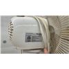 Image 5 : Pelonis FS40-8M Oscillating Stand Fan and Three-Speed Oscillating Table Fan