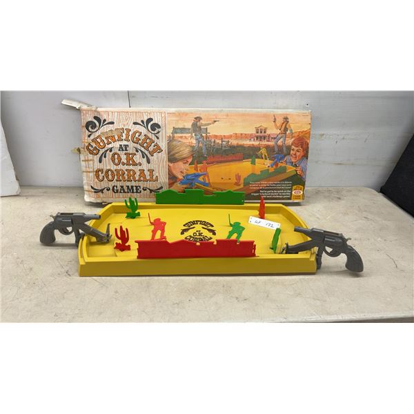 Ideal Gunfight at O.K. Corral Two-Player Western Tabletop Game with Box