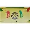 Image 5 : Ideal Gunfight at O.K. Corral Two-Player Western Tabletop Game with Box
