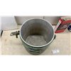 Image 8 : Vintage HD Cooler, Pure Canadian Honey Tins, Ken Cleaner Tin, Expert Sprayer, and More