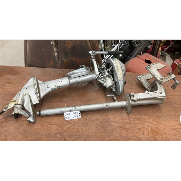 Vintage 1964 Evinrude Lightwin 3 Horsepower Outboard Motor, Model 4416-50390