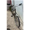 Image 2 : Raleigh Deluxe Sport 3-Speed Step-Through Bicycle, Circa 1971, Fenders and Rear Rack