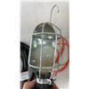 Image 5 : 2 Heavy-Duty Extension Cord with Weatherproof Outlet Box and Caged Utility Work Light