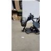 Image 3 : Pride Mobility Go-Go Elite Traveller 3-Wheel Electric Mobility Scooter