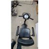Image 6 : Pride Mobility Go-Go Elite Traveller 3-Wheel Electric Mobility Scooter