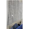 Image 2 : Surya Chester CHE-2304 Machine-Woven Polypropylene Area Rug, 6' 7 x 9"'