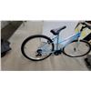 Image 5 : Huffy 26" Light Blue Mountain Bike with Multi-Speed Drivetrain and V-Brakes 26"