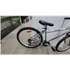 Image 5 : Niagara Velocity Hybrid Bicycle with Grip Shifters, Triple Chainring, and Bar Ends 26"