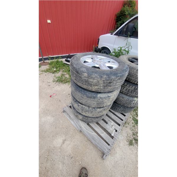 5x Tires and Gmc Rims 225/65R17