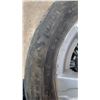 Image 5 : 5x Tires and Gmc Rims 225/65R17