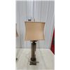 Image 5 : Pair of Mid-Century Modern Table Lamps with Tan Fabric Shades and Textured Column Bases