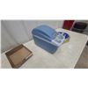 Image 3 : Mobicool T20 DC Portable Thermo-Electric Cooler and Corona Extra Bottle Cap Sign