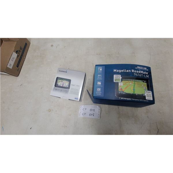 Garmin Nüvi 1390T and Magellan RoadMate 9416T-LM 7" GPS Navigators