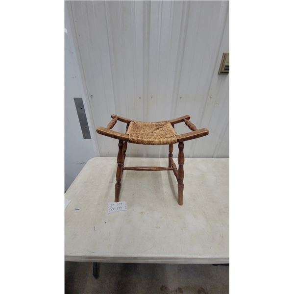 Vintage Wooden Saddle Spinning Wheel Stool with Hand-Woven Rush Seat and Turned Legs