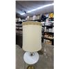 Image 5 : Vintage Mid-Century Modern Brass Floor Lamp with Integrated White Table and Gold Trim Shade