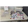 Image 1 : 1600 Mixed 1990s Hockey Cards Including Upper Deck and Pro Set with 10 Screw-Down Holders