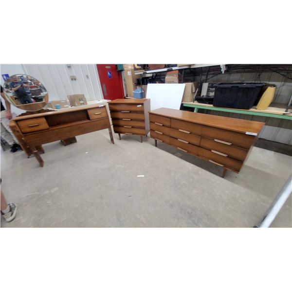 Kent Coffey Perspecta Mid-Century Modern Double Dresser and Highboy Dresser Set with Head Board