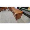 Image 3 : Kent Coffey Perspecta Mid-Century Modern Double Dresser and Highboy Dresser Set with Head Board