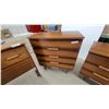 Image 5 : Kent Coffey Perspecta Mid-Century Modern Double Dresser and Highboy Dresser Set with Head Board