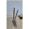 Image 5 : Antique Single-Wheel Hand Plow Cultivator with Wooden Handles and Plow Attachment