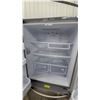 Image 9 : Samsung Stainless Steel French Door Refrigerator with Bottom Freezer Drawer 70 x 32 x 27"