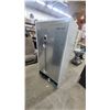 Image 8 : Frigidaire Energy Star Certified Upright Freezer 67 x 34 x 28"