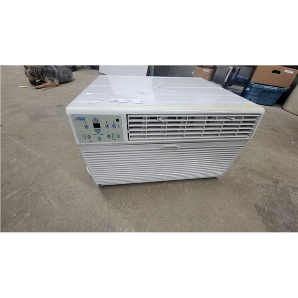 Arctic King MIDAC 809M-9CA 10,000 BTU 115V In-Wall Air Conditioner