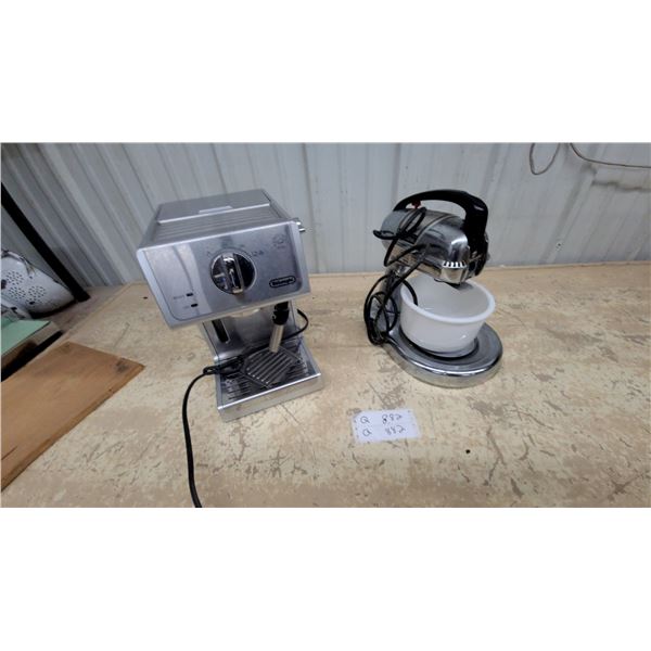 De'Longhi Dedica Deluxe Stainless Steel Espresso Machine with Steam Wand