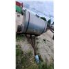 Image 2 : 200gal Stainless Steel Tank Trailer