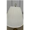 Image 4 : Pair of Traditional Brass Table Lamps with Off-White Pleated Fabric Shades