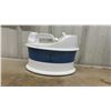Image 3 : Conair Compact Fabric Steamer with Hose, Steam Head, Fabric Attachments, and Original Box
