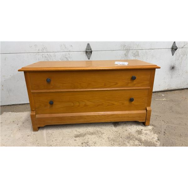 Wooden Cedar Hope Chest with Faux Drawer Front, 21 x 18 x 40"