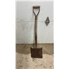 Image 3 : Vintage D-Handle Square Point Shovel with Wooden Handle and Steel Blade