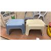 Image 7 : Continental CA-200 Deluxe Rustproof Hose Reel, Stinger Wet/Dry Vacuum, 2 Step Stools