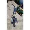 Image 4 : Craftsman 3.5 Horsepower 16" Chain Drive Rear-Tine Rototiller with Briggs & Stratton Engine Runs