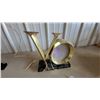 Image 2 : Seagram's and Be Sure Magnums Brass French Horn Illuminated Advertising Sign Lamp 10 x 10"