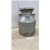 Image 1 : Vintage Metal Milk Can with Two Handles and Fitted Lid