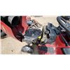 Image 10 : Toro LX 465 Twin Cam Riding Lawn Mower 20 H.P 42" Cut Running