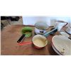 Image 5 : Vintage Enamelware Collection Including Pots, Saucepans, Bowls, Food Mill, Shoe Last, and More
