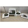 Image 1 : Thomas Kinkade Lamplight Village Collection Fountain, Cottage, Bridge, and More