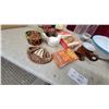 Image 4 : Vintage Enamelware Basins, Saalfield Perfect Picture Puzzle, Flash Cards, and More