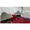Image 3 : Pair of Cast Iron Asian-Style Pagoda Garden Lanterns with Verdigris Patina