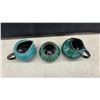 Image 5 : Blue Mountain Style Pottery Dolphin Figurine, Creamer, Sugar Bowl, Small Vase, & Dish