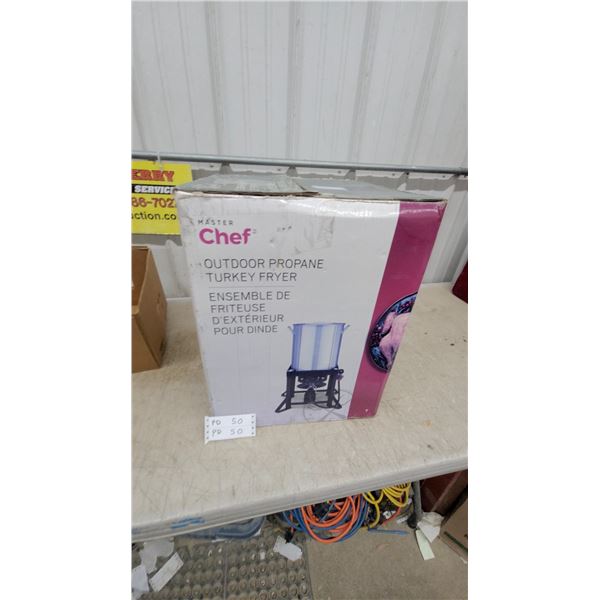 Master Chef Outdoor Propane Turkey Fryer 36 qt. 38000 BTU
