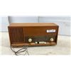 Image 6 : Loewe Opta Bella Modern Type 3 20 13 Radio Receiver with Power Cord