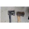 Image 2 : Single-Bit Axe with Wooden Handle and Crapper 1936 Splitting Axe with Fibre-Core Handle