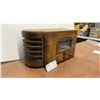 Image 4 : General Electric Model H-106 Multi-Band Radio Receiver, Shortwave & Broadcast, C. 1939