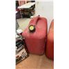 Image 3 : Vacu Pump & 4 Gas Cans: 3 Red, 1 Blue Kerosene, 1 Yellow