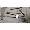 Image 3 : Lot of Four Gooseneck Pry Bars / Crowbars, Assorted Lengths