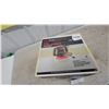 Image 2 : Sears Craftsman 9" Two-Speed Buffer/Polisher, Model 224819, with Waxing and Buffing Bonnets New